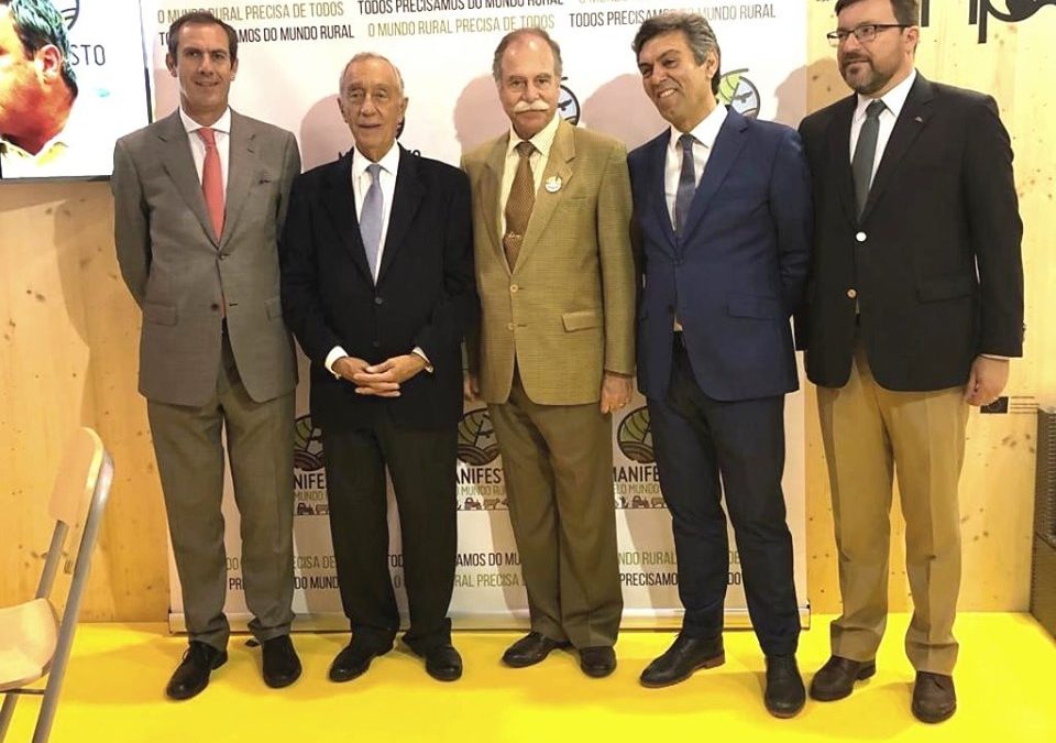 Visita do Senhor Presidente da República ao stand da ANPC na FNA
